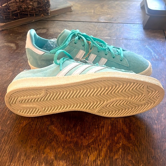 NWT Adidas Campus Suede Sneakers – Hazy Green/Teal – Women’s 8 - Picture 3 of 5